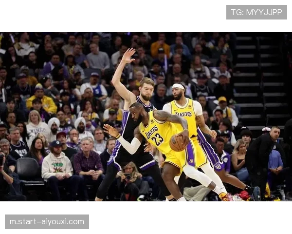 湖人全员健康成联盟异类 詹眉组合负荷管理迎来最佳窗口期